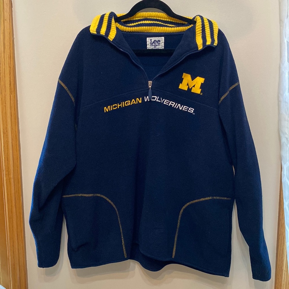 Lee sport Michigan Wolverine’s quarter zip-up